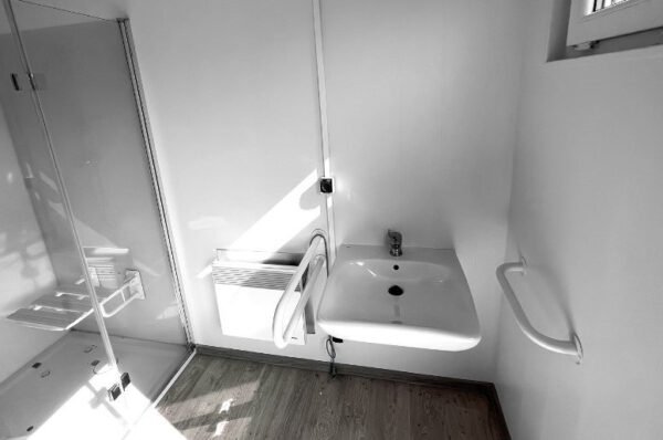 Conteneur Sanitaire de 7,35 m² – Image 8